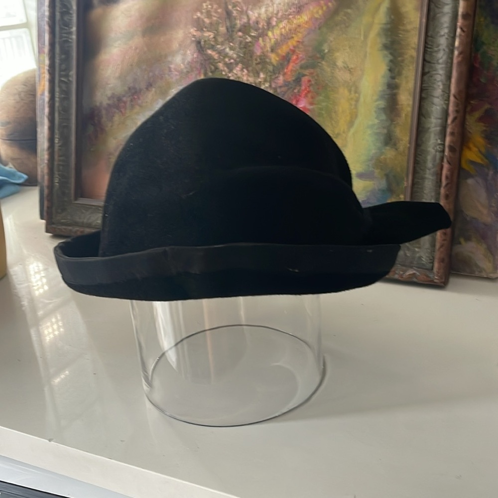 Hermes hat   made in Paris - Picture 6 of 9